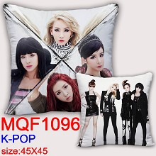 K-POP明星组合 方抱枕45X45CM MQF1096