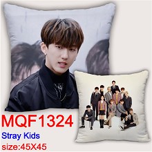 Stray Kids 双面方抱枕45X45CM MQF1324